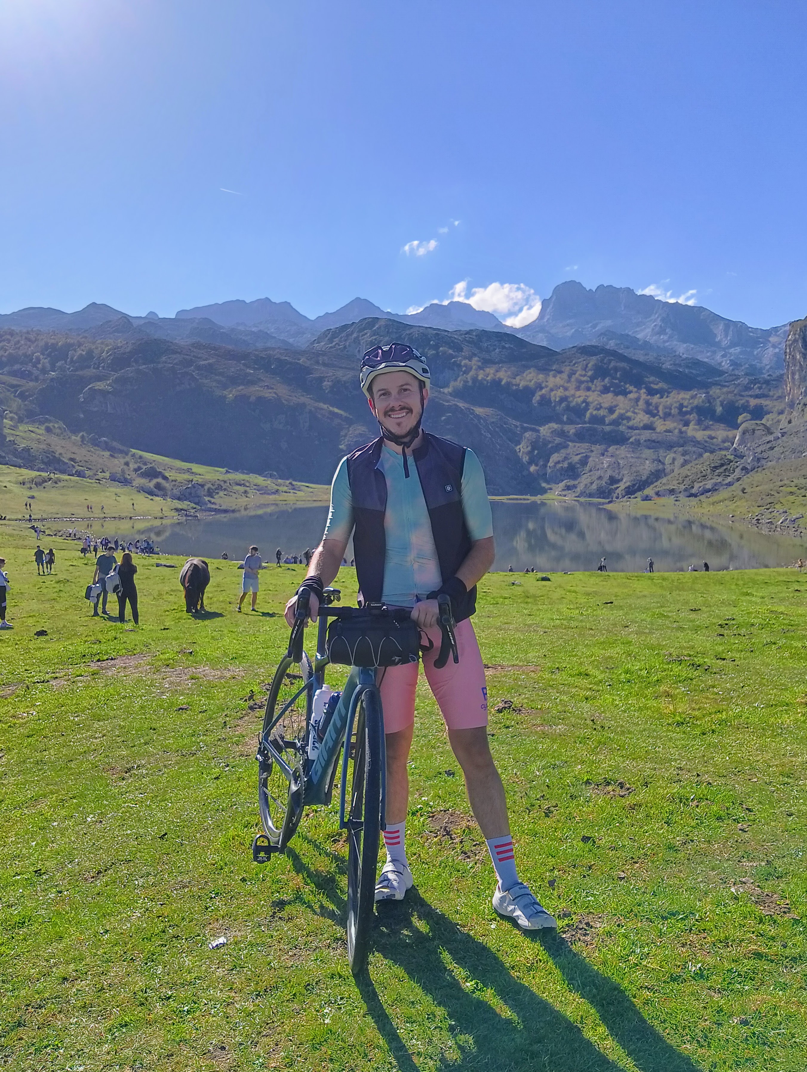 Iván Repilado – Fundador y guía principal de Brava Cycling